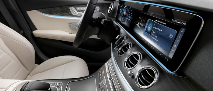 How To Customize the Mercedes-Benz Digital Dashboard